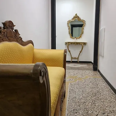 Viaggio Segreto - Palazzo Gropallo, Brignole شقة